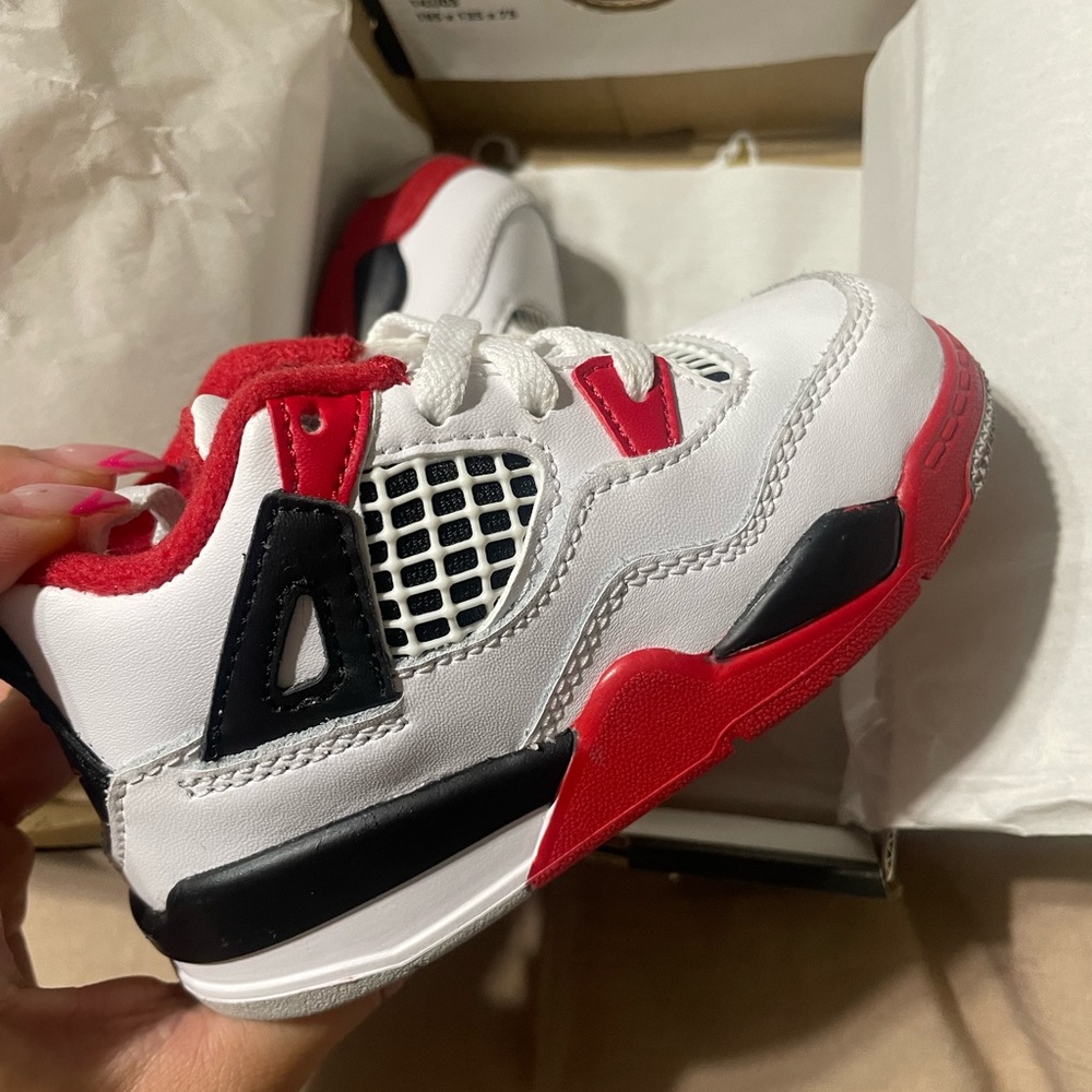 Toddler Jordan 4